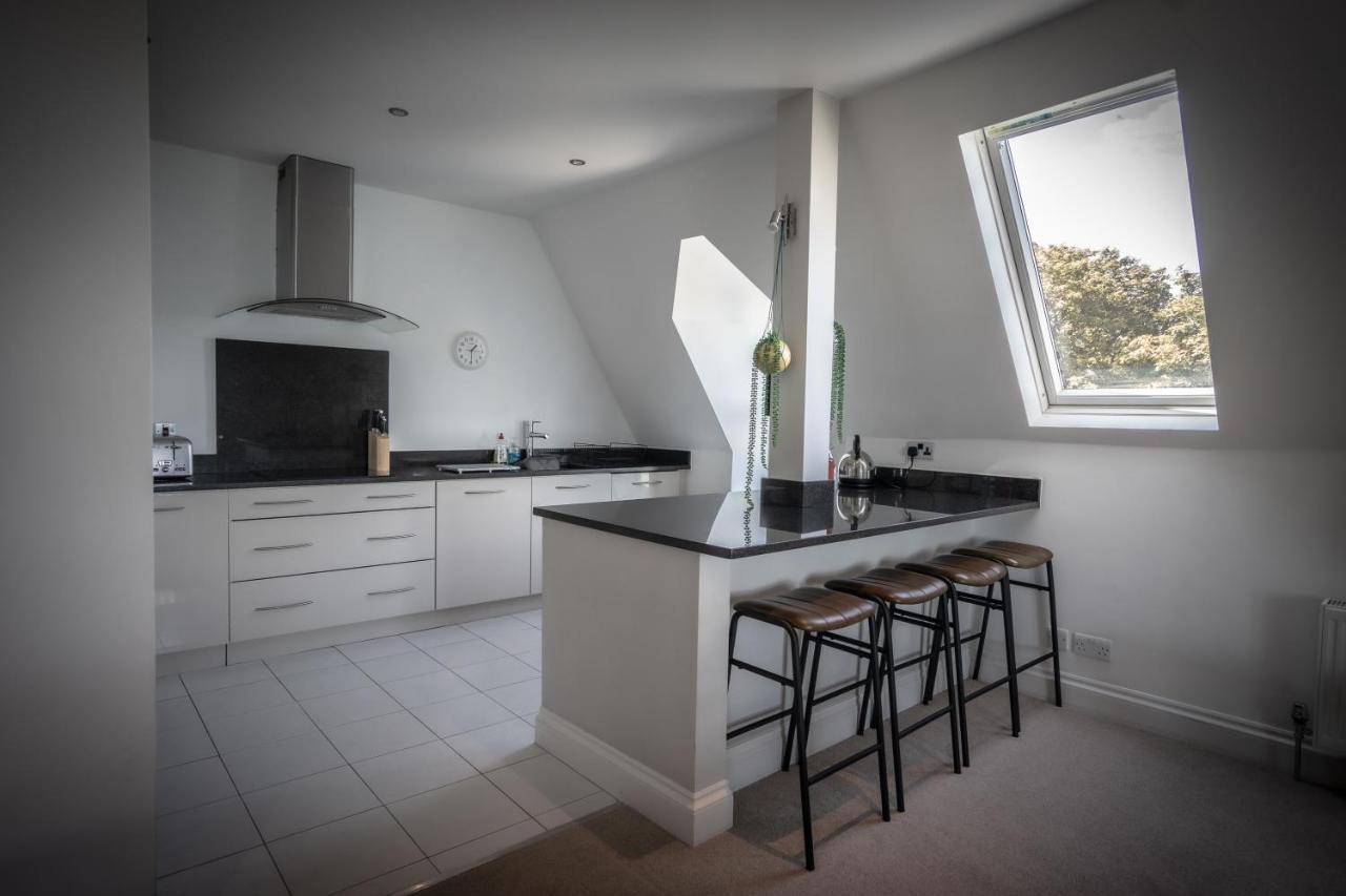 Victorian Penthouse With Panoramic Sea Views Apartamento Ilfracombe Exterior foto